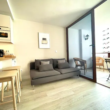 Timeless Clock Apartamento *